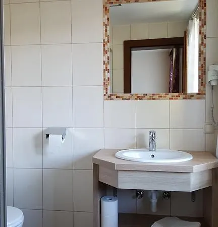 Oda ve Kahvaltı Gstrein
