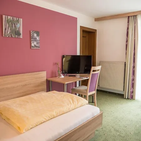 Gstrein Bed & Breakfast