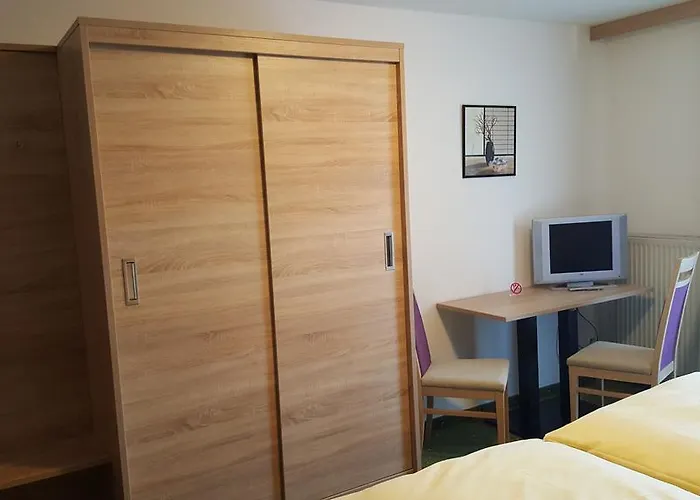 吉斯特雷恩膳食公寓 巴特霍夫加施泰因