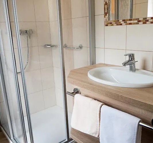 吉斯特雷恩膳食公寓 住宿加早餐酒店 巴特霍夫加施泰因