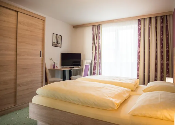 住宿加早餐酒店 吉斯特雷恩膳食公寓