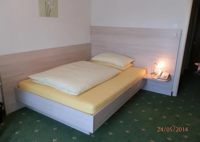 住宿加早餐酒店 吉斯特雷恩膳食公寓 3*