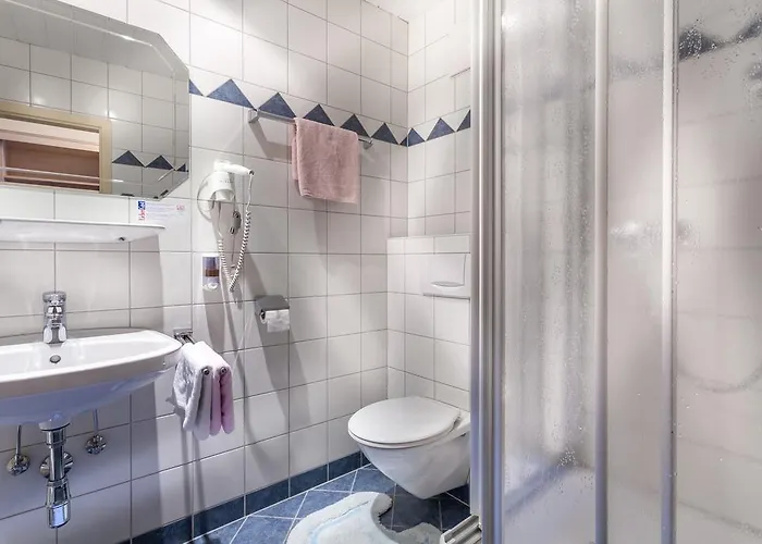 吉斯特雷恩膳食公寓 住宿加早餐酒店